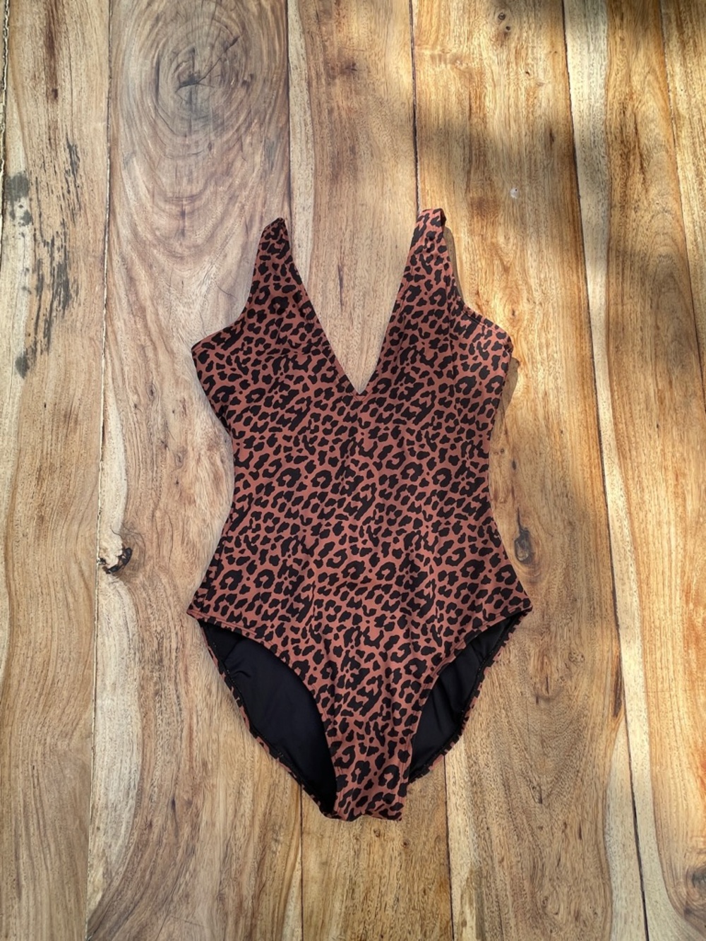 Ta3 Lifty Swimsuit in Leopard, Size M, Reg/Long, NWOT